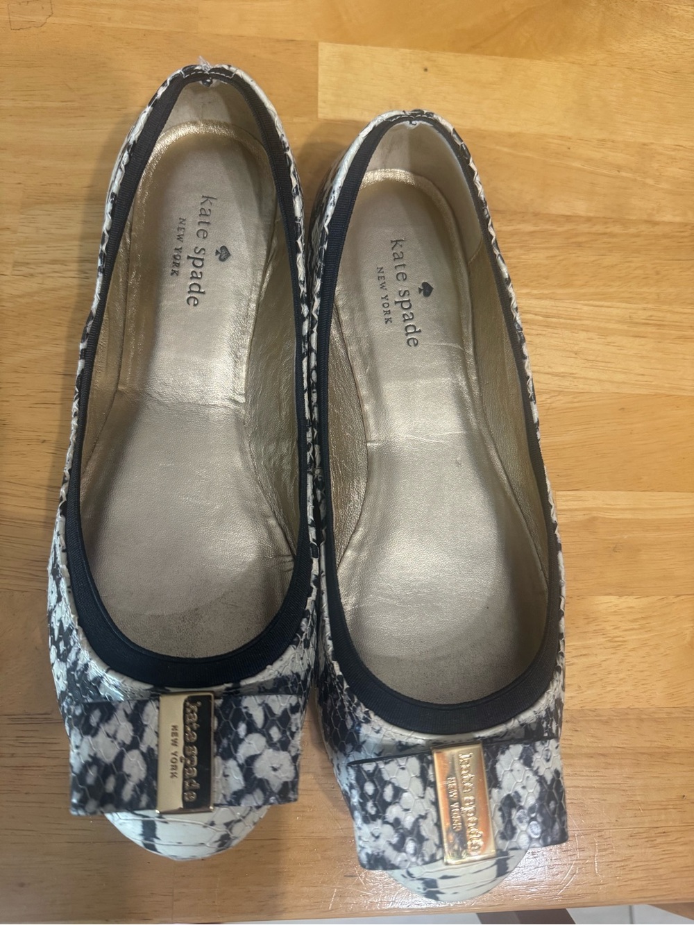 kate spade Snakeskin-Patterned Ballet Flats with Gold Accent size 8.5